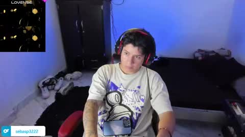 Snapshot of michael_kendall0 chatting on 01/14/25, 01:26 michael independent model  online show from 01/14/25, 01:26