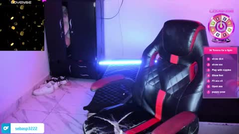 Snapshot of michael_kendall0 chatting on 01/25/25, 11:43 michael independent model  online show from 01/25/25, 11:43