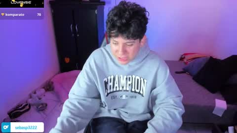 Snapshot of michael_kendall0 chatting on 02/24/25, 01:02 michael independent model  online show from 02/24/25, 01:02