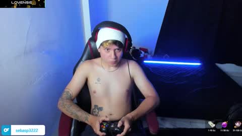 Snapshot of michael_kendall0 chatting on 10/18/25, 01:08 michael independent model  online show from 10/18/25, 01:08