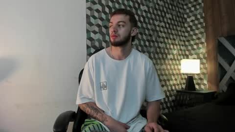 Snapshot of michael_magno chatting on 02/03/25, 10:47 Michael Stevens online show from 02/03/25, 10:47