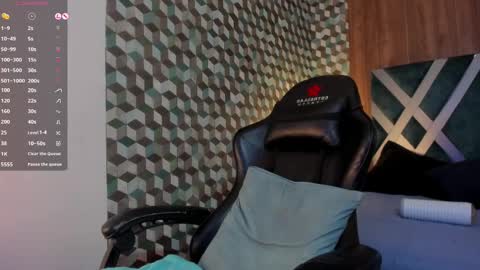 Snapshot of michael_magno chatting on 02/13/25, 03:14 Michael Stevens online show from 02/13/25, 03:14