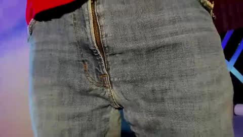 Snapshot of michael_magno chatting on 02/18/25, 01:11 Michael Stevens online show from 02/18/25, 01:11