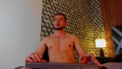 Snapshot of michael_magno chatting on 02/24/25, 05:31 Michael Stevens online show from 02/24/25, 05:31