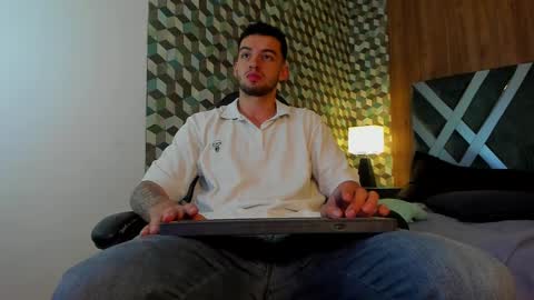 Snapshot of michael_magno chatting on 03/02/25, 07:56 Michael Stevens online show from 03/02/25, 07:56