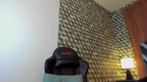 Snapshot of michael_magno chatting on 03/03/25, 12:16 Michael Stevens online show from 03/03/25, 12:16