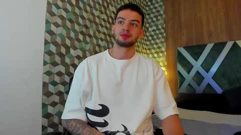 Snapshot of michael_magno chatting on 03/04/25, 03:37 Michael Stevens online show from 03/04/25, 03:37