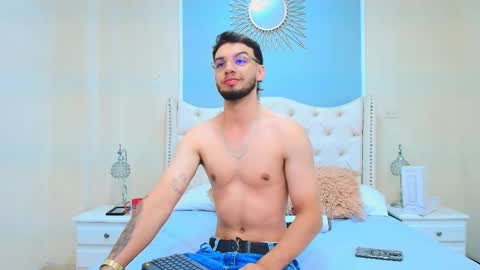 Snapshot of michael_magno chatting on 11/11/25, 08:09 Michael Stevens online show from 11/11/25, 08:09