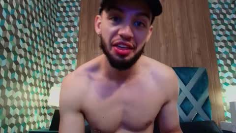 Snapshot of michael_magno chatting on 11/18/25, 06:12 Michael Stevens online show from 11/18/25, 06:12