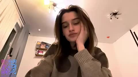 Snapshot of michael_pors chatting on 11/05/25, 03:12 Emily online show from 11/05/25, 03:12