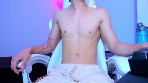 Snapshot of michael_twink18 chatting on 07/22/26, 02:31 Michael online show from 07/22/26, 02:31