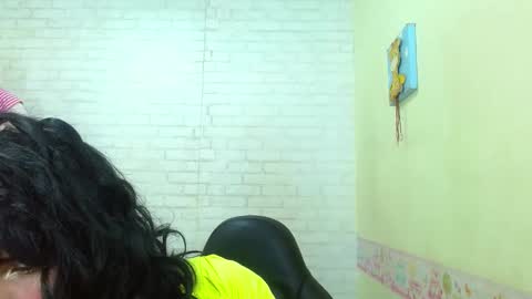 Snapshot of michael_twuis chatting on 12/03/24, 02:25 I AM MICHAEL online show from 12/03/24, 02:25