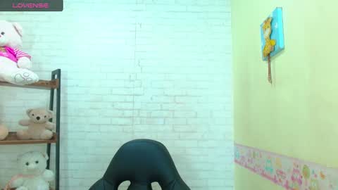 Snapshot of michael_twuis chatting on 12/28/24, 08:58 I AM MICHAEL online show from 12/28/24, 08:58