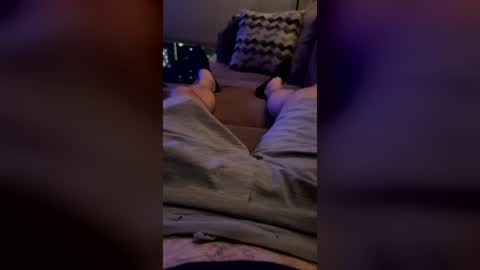 michael_walker69 online show from 08/05/26, 03:42