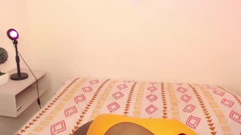 Michaela online show from 10/07/25, 08:06