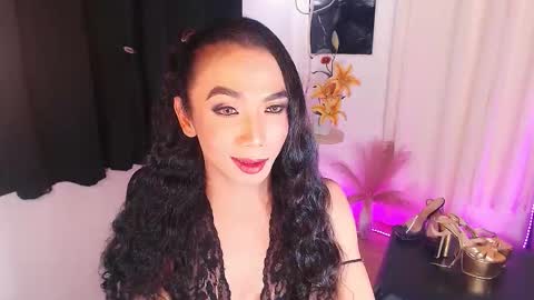 Snapshot of michaelagoddess chatting on 10/03/25, 06:38 michaelagoddess online show from 10/03/25, 06:38
