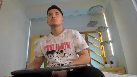 MichaelConnor  online show from 02/07/25, 11:56