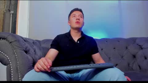 MichaelConnor  online show from 02/11/25, 12:16