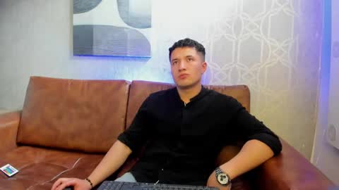 MichaelConnor  online show from 03/01/25, 06:54