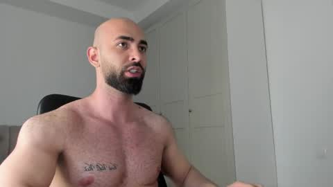 MichaelEvansx online show from 04/17/26, 09:18