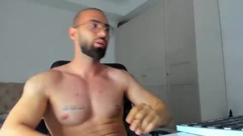 MichaelEvansx online show from 06/18/26, 09:19