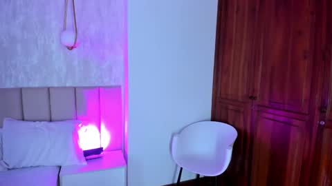 Michael Walkerr online show from 12/24/24, 07:00