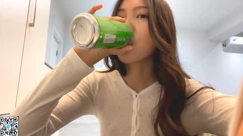 Aidaxo online show from 10/28/25, 06:10