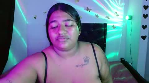 Snapshot of micheelk chatting on 02/26/26, 01:37 micheelk online show from 02/26/26, 01:37