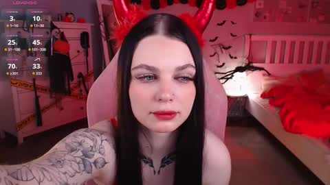 Kate online show from 10/25/25, 01:02