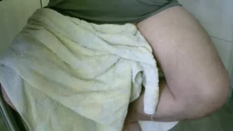 Snapshot of michelclaude chatting on 10/06/25, 02:47 michelclaude online show from 10/06/25, 02:47