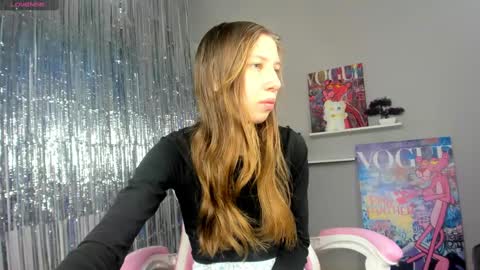 michele_mack online show from 01/08/25, 03:08