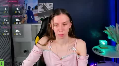 michele_mack online show from 03/03/25, 02:58