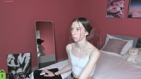 michele_mack online show from 09/09/25, 02:33