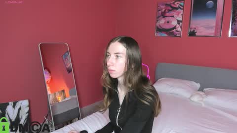 michele_mack online show from 09/15/25, 02:33