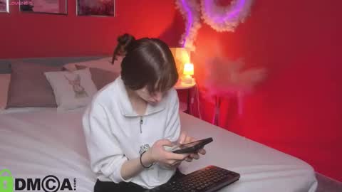 michele_mack online show from 10/28/25, 02:37