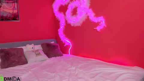 michele_mack online show from 12/01/25, 02:27