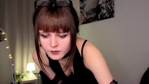 Snapshot of michelewild chatting on 02/28/26, 01:45 Michele online show from 02/28/26, 01:45