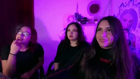 Nani online show from 04/20/26, 04:15