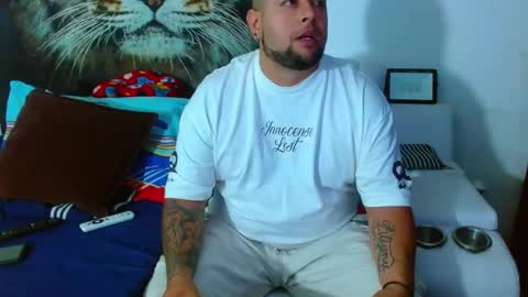 Snapshot of michell_myers chatting on 10/30/25, 11:55 michell_myers online show from 10/30/25, 11:55