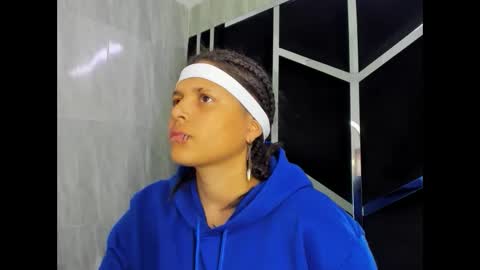 michell_rs online show from 02/22/25, 04:51