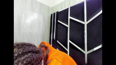 michell_rs online show from 02/25/25, 12:14