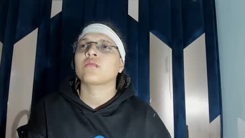 michell_rs online show from 09/10/25, 04:56