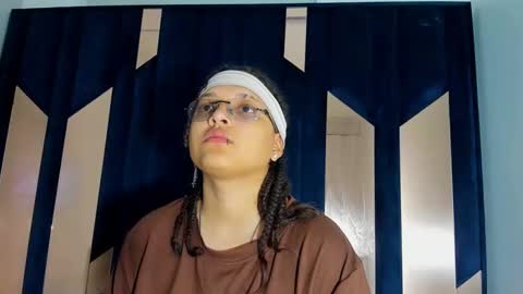 michell_rs online show from 09/12/25, 04:23