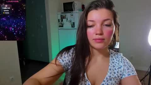 michelle_888 online show from 02/27/26, 06:52