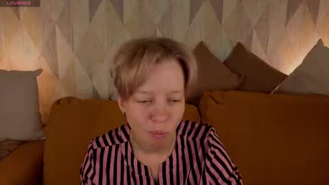 Snapshot of michelle_blond chatting on 07/08/26, 01:10 michelle_blond online show from 07/08/26, 01:10