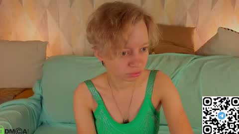 Snapshot of michelle_blond chatting on 07/20/26, 12:47 michelle_blond online show from 07/20/26, 12:47
