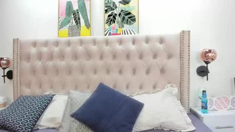 Snapshot of michelle_bran chatting on 03/06/25, 01:24 michelle bran online show from 03/06/25, 01:24