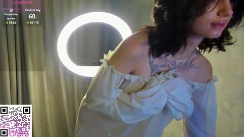 ichelle online show from 10/29/25, 01:41