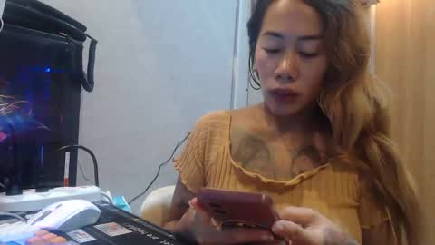 michelle_ux online show from 09/09/25, 04:56
