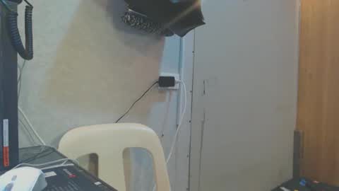 michelle_ux online show from 11/13/25, 08:02